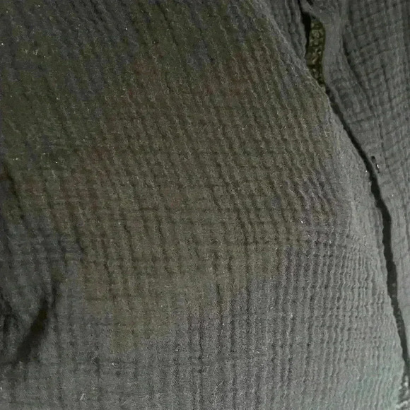 A new day button down top - Picture 4 of 5